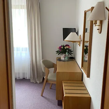 ゲストハウス Freigeist • & Brasserie