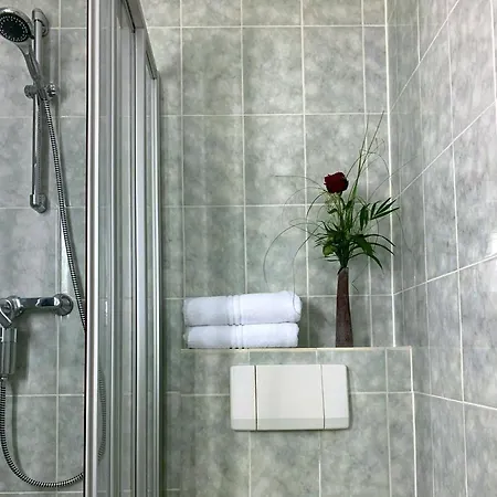 ゲストハウス Freigeist • & Brasserie